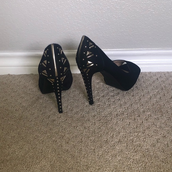 BLACK GIANNI BINI HEELS!!🔥🔥 SIZE 9!! - Picture 4 of 6